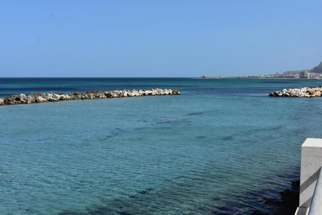 La Casa Di Paoletta A Due Passi Dal Mare Apartment Trapani Italy